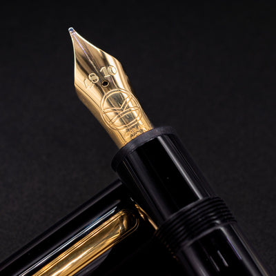 Montblanc Meisterstuck 149 Kingsman Edition Fountain Pen 18k gold nib