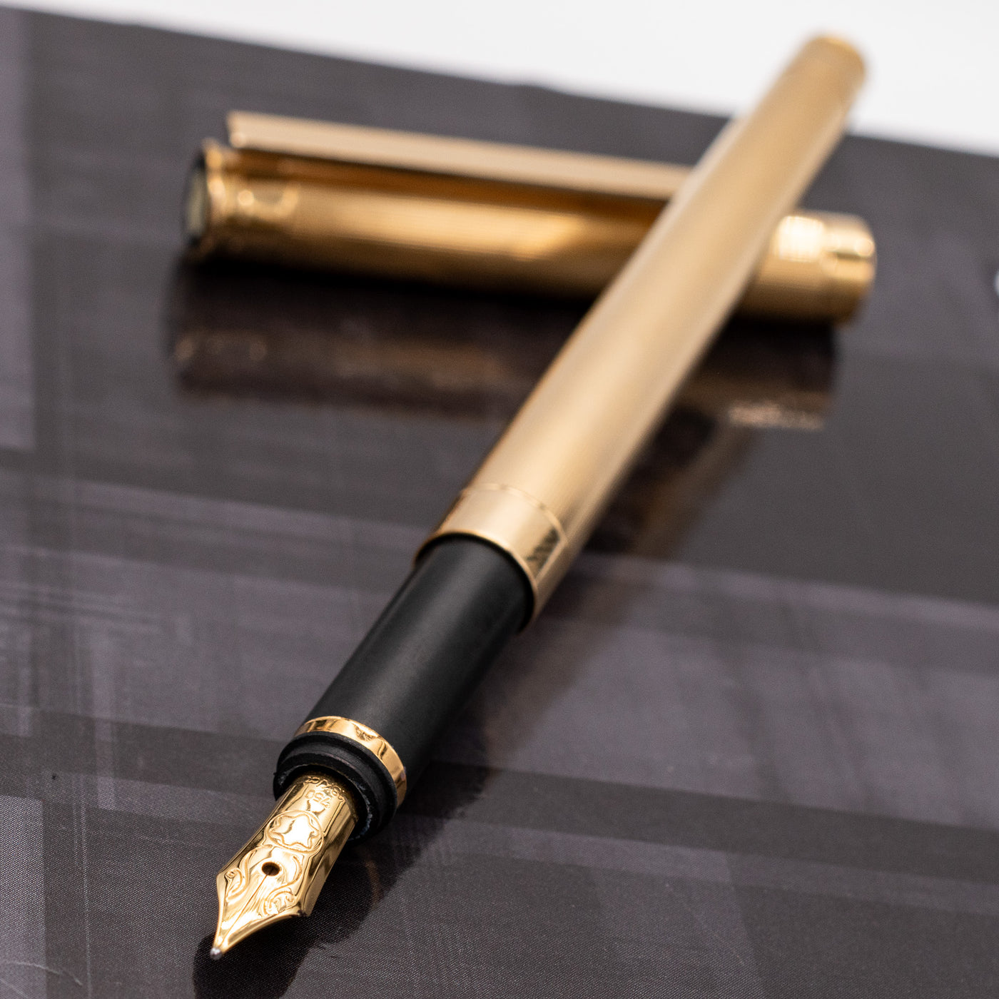 Montblanc Noblesse Oblige Gold Plated Fountain Pen uncapped