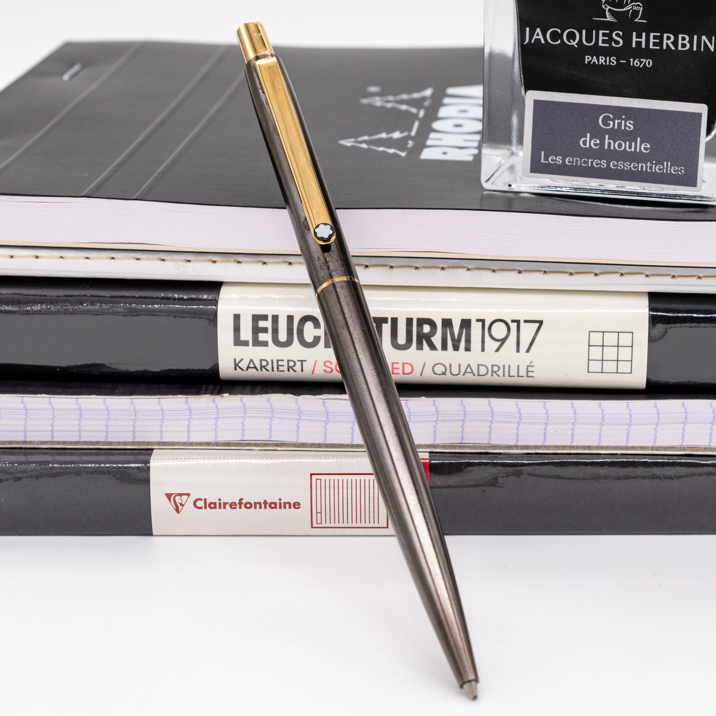 Montblanc Slimline 2918 Gunmetal Ballpoint Pen grey