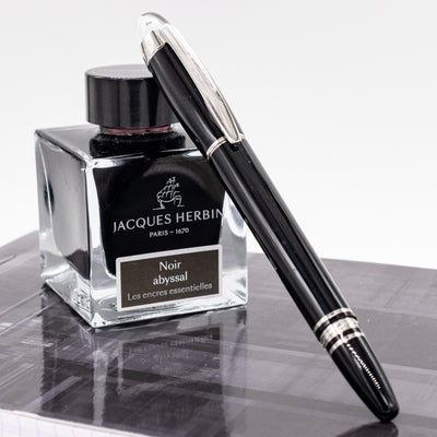 Montblanc Starwalker Soulmakers for 100 Years Fountain Pen capped