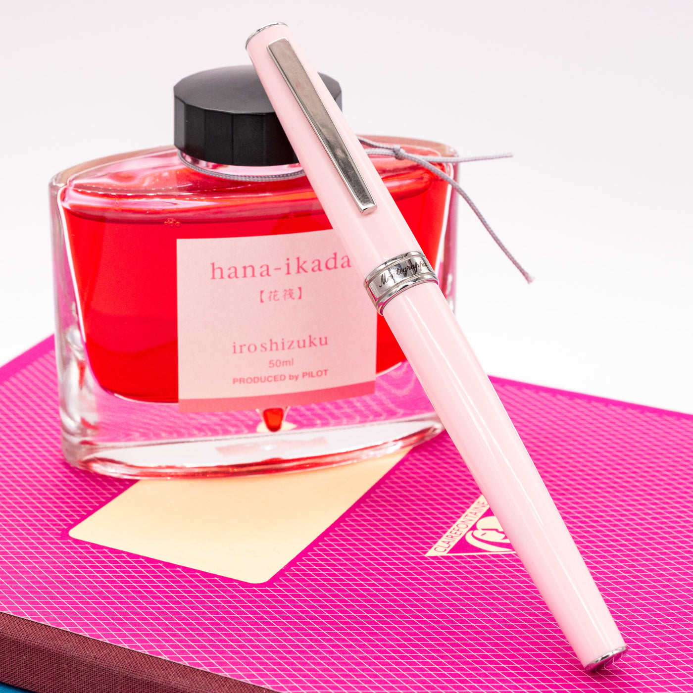 Montegrappa Armonia Fountain Pen Pink Capped