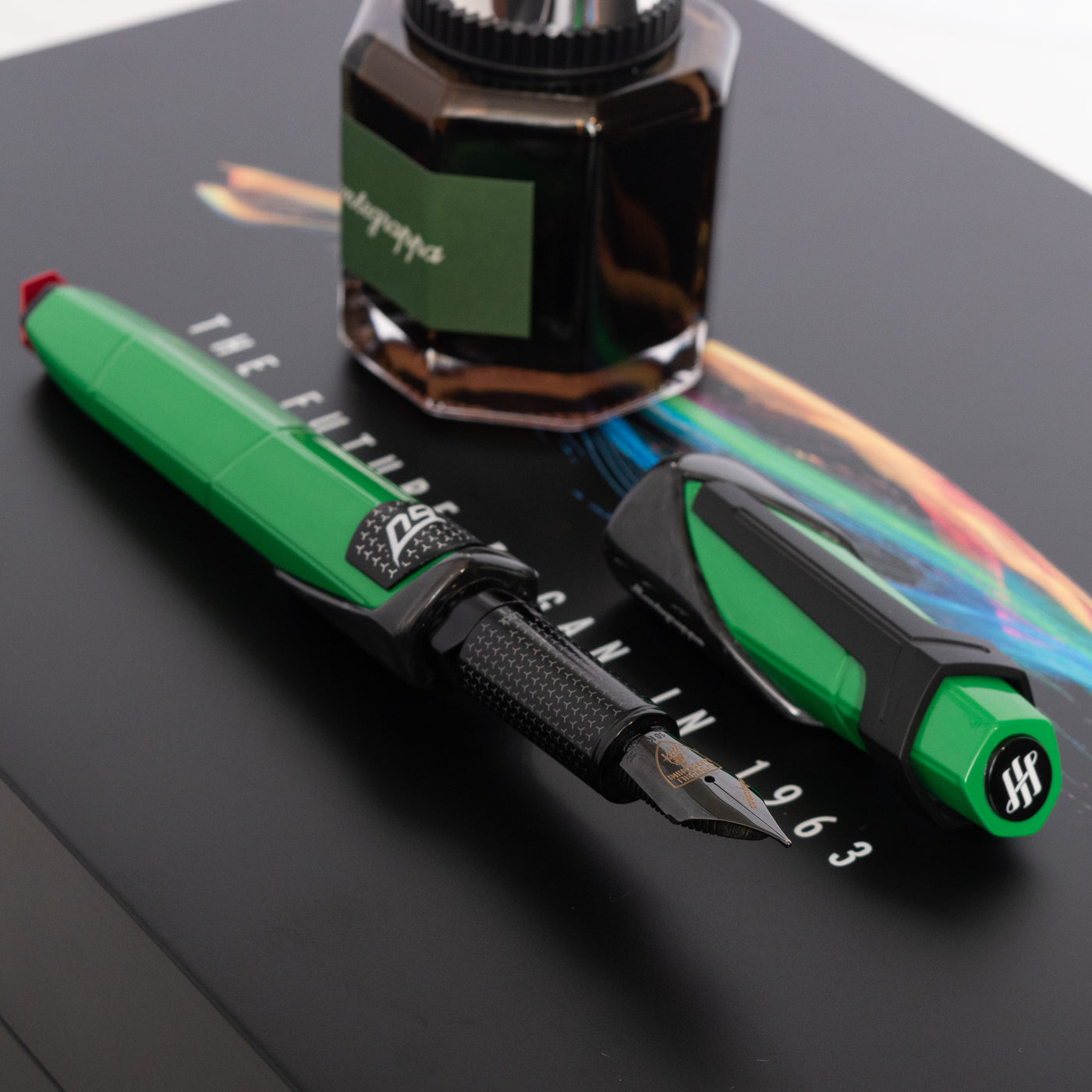 Montegrappa Automobili Lamborghini Viper Verde Green Fountain Pen