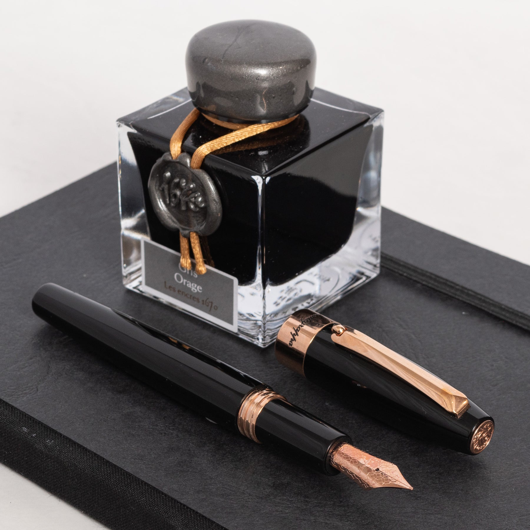 Montegrappa Fortuna Black & Rose Gold Fountain Pen - Preowned