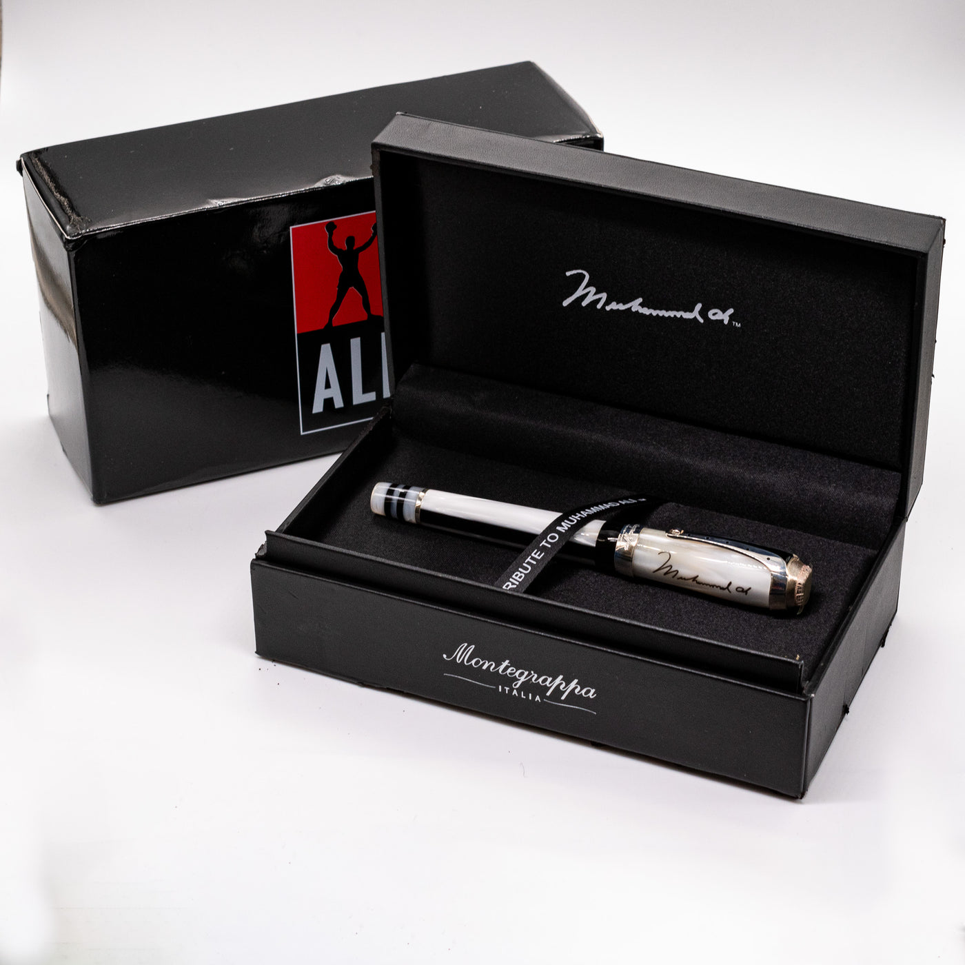 Montegrappa Muhamma Ali Rollerball Pen Packaging