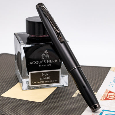 Monteverde Dakota Fountain Pen Black Sky Capped