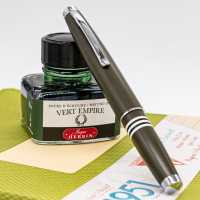 Monteverde Dakota Fountain Pen Military Green Capped