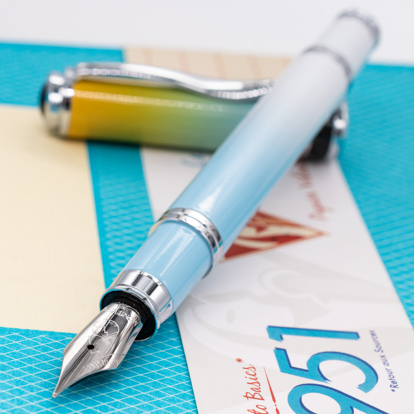 Monteverde Innova Ombre Fusion Fountain Pen - Bliss uncapped