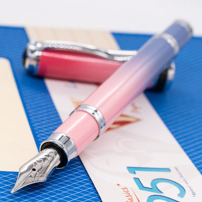 Monteverde Innova Ombre Fusion Fountain Pen - Charm uncapped