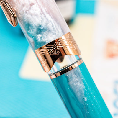 Nahvalur Horizon Fountain Pen - Dawn rose gold trim