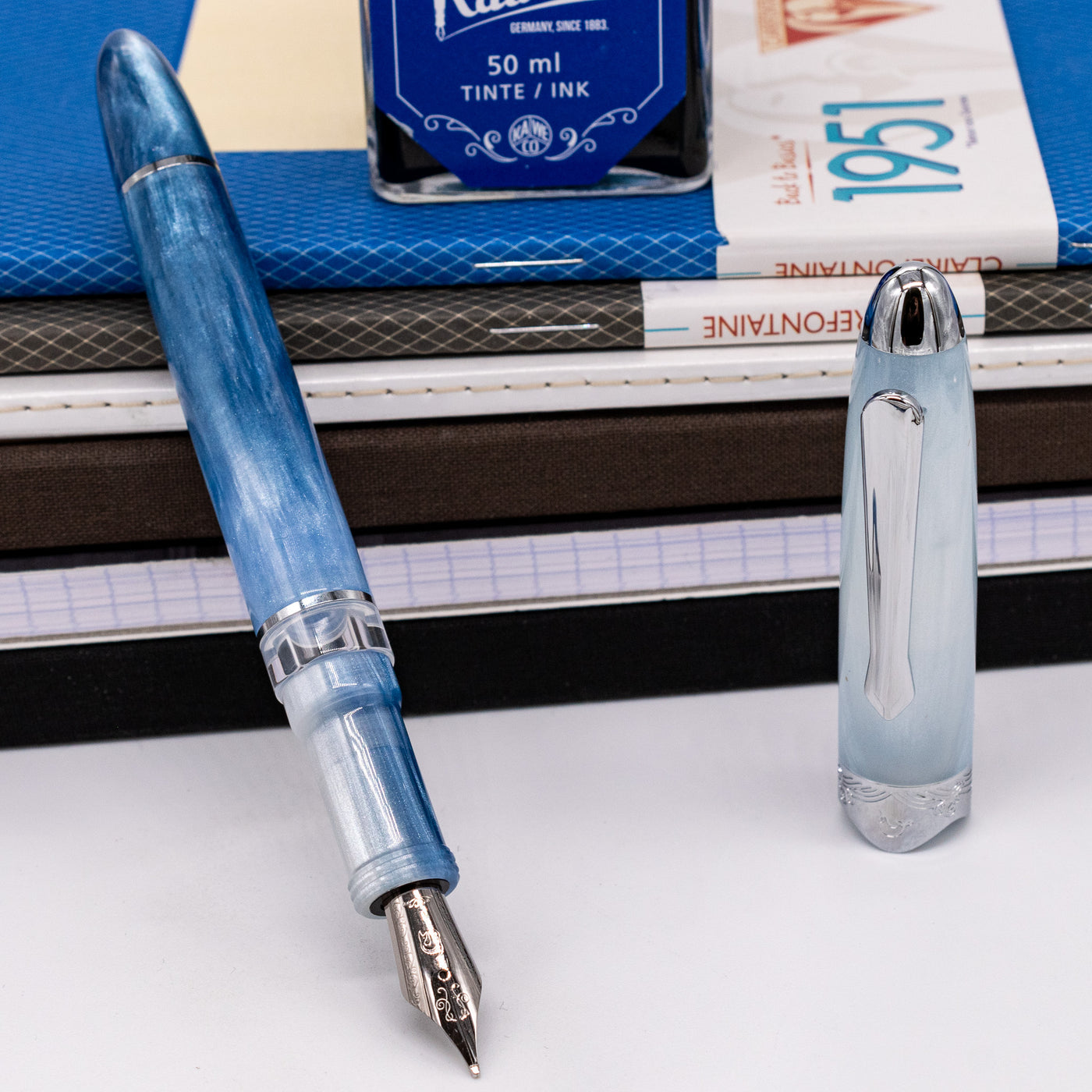 Nahvalur Horizon Fountain Pen - Glacier