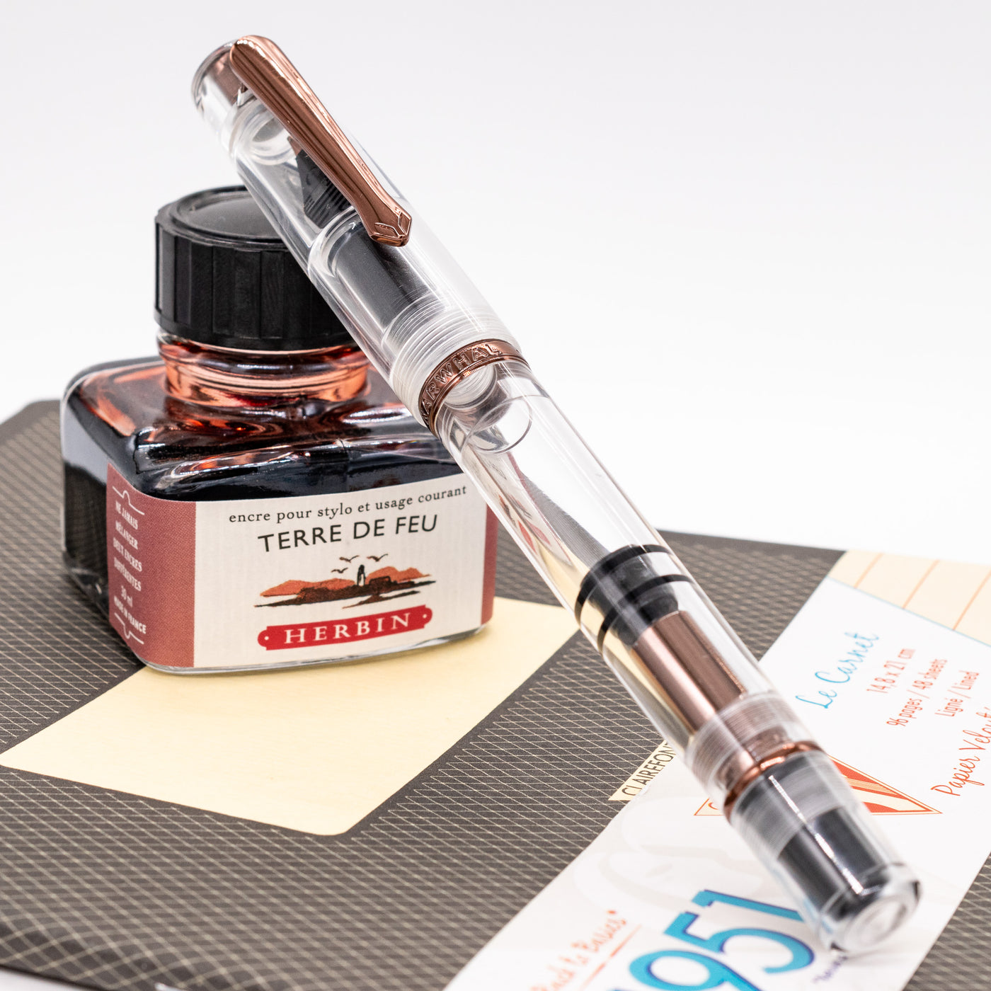 Nahvalur Original Fountain Pen - Fall capped