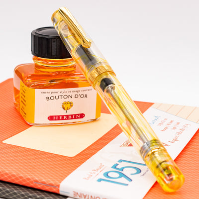 Nahvalur Original Plus Fountain Pen - Gold Ocellatus capped