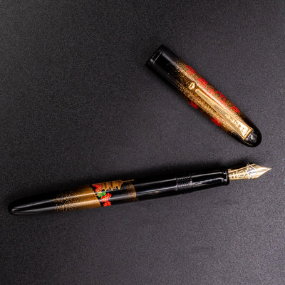 Namiki Yukari Autumn Leaves Fountain Pen pagoda