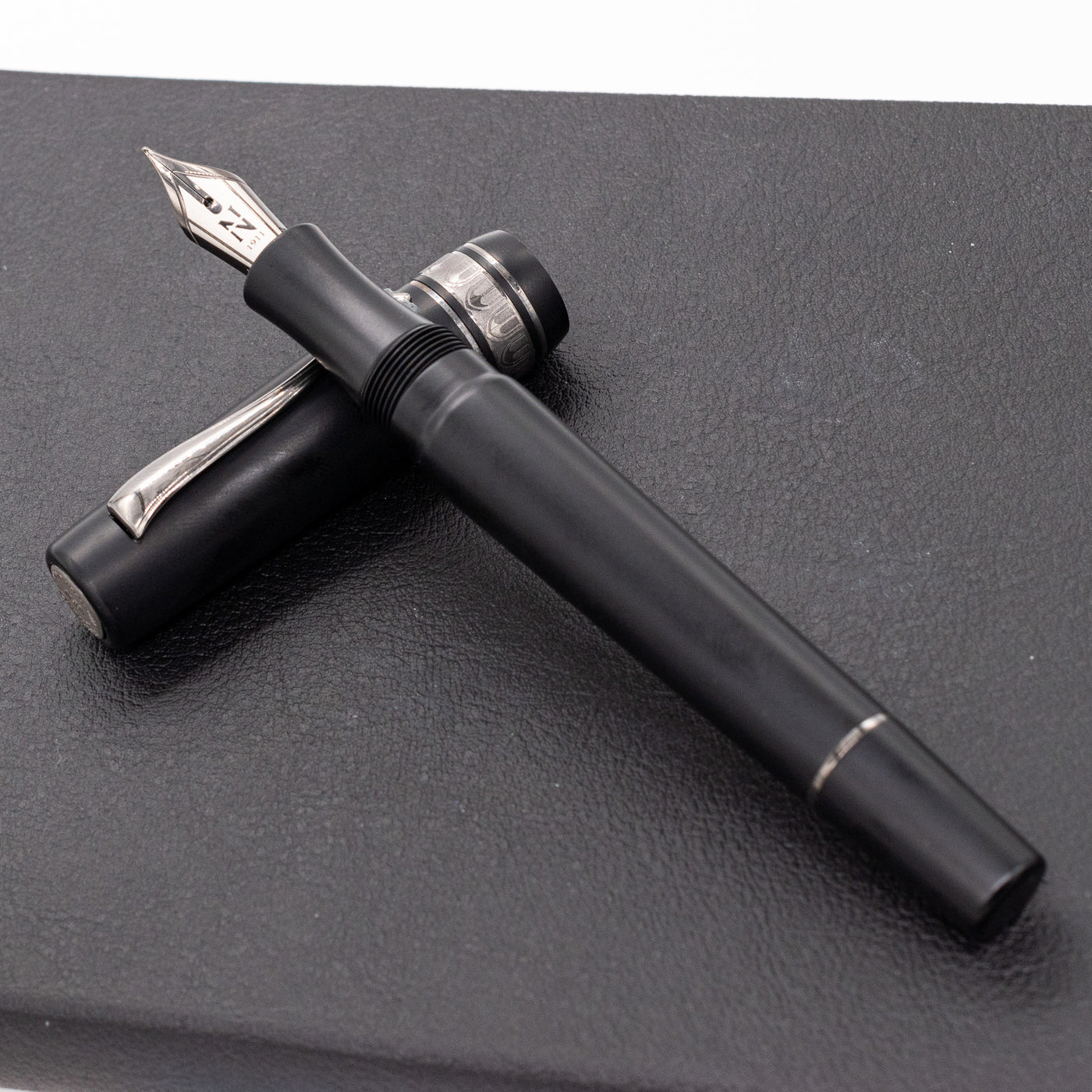 Nettuno N-E 2.0 Fountain Pen - Pelagos matte black