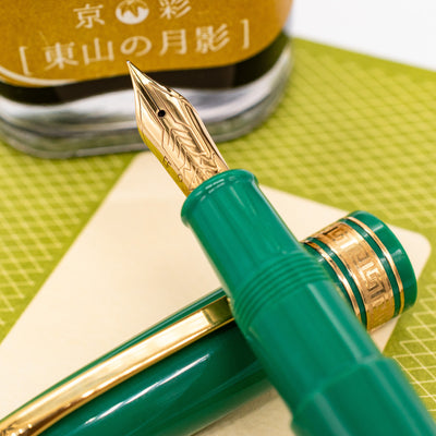 Omas Ogiva Extra 556 Jade Green Fountain Pen 18k gold nib