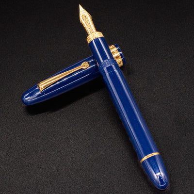 Omas Ogiva Fountain Pen - Blu Gold blue