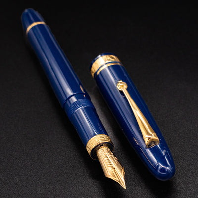 Omas Ogiva Fountain Pen - Blu Gold new