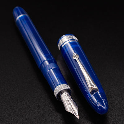 Omas Ogiva Fountain Pen - Blu Silver chrome trim