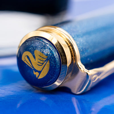 Pelikan M200 Fountain Pen - Golden Lapis cap top