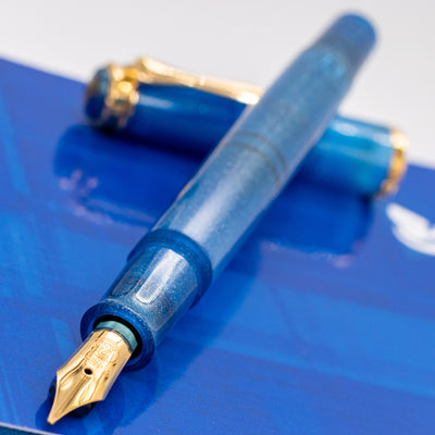 Pelikan M200 Fountain Pen - Golden Lapis uncapped