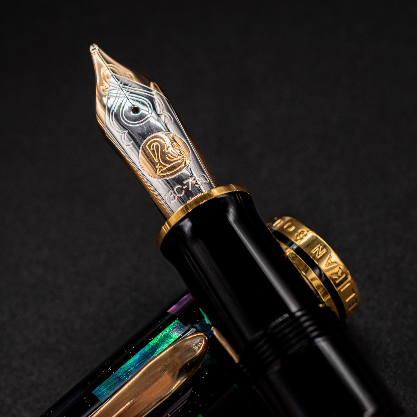 Pelikan Souveran M1000 Raden Black Infinity Fountain Pen 18k gold nib