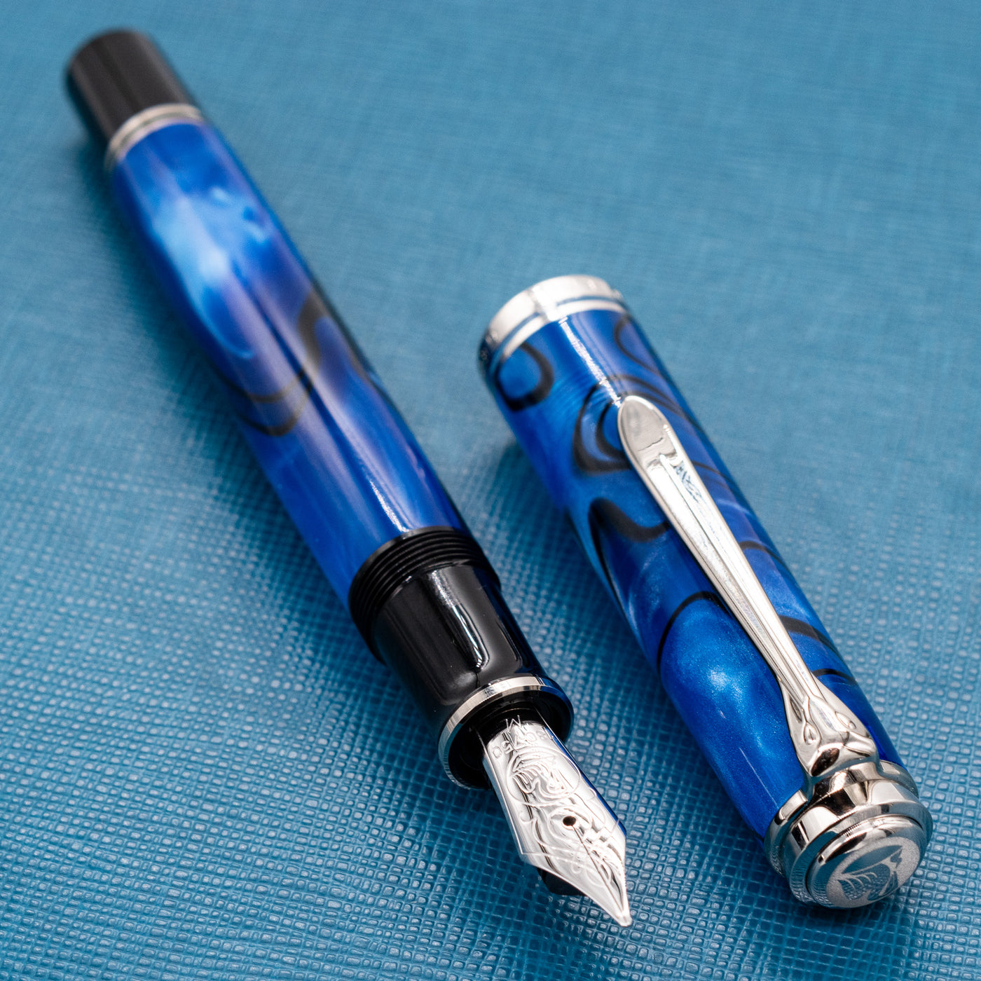 Pelikan Souveran M805 Blue Dunes Fountain Pen piston filled