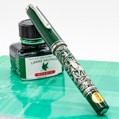 Pelikan Souveran M915 Hunting Limited Edition 1994 Fountain Pen capped