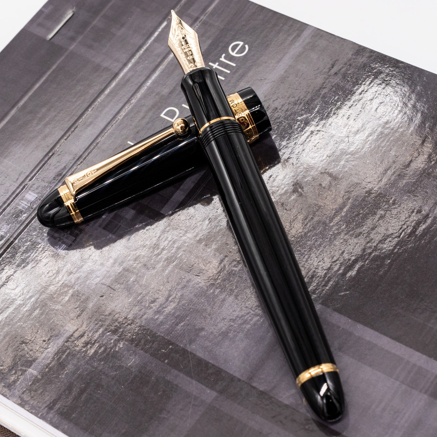 Pilot Custom 743 Fountain Pen - Black