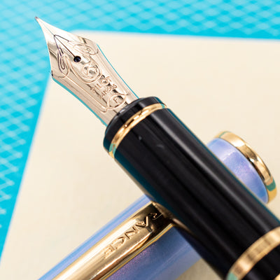 Pilot Grance Fountain Pen - Light Blue 14k gold nib