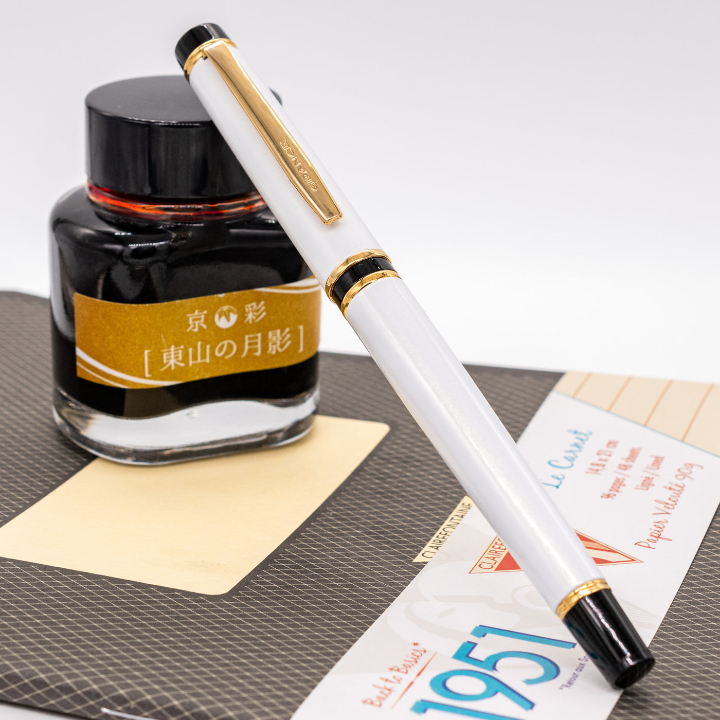 Pilot Grance Fountain Pen - Pearl White capped