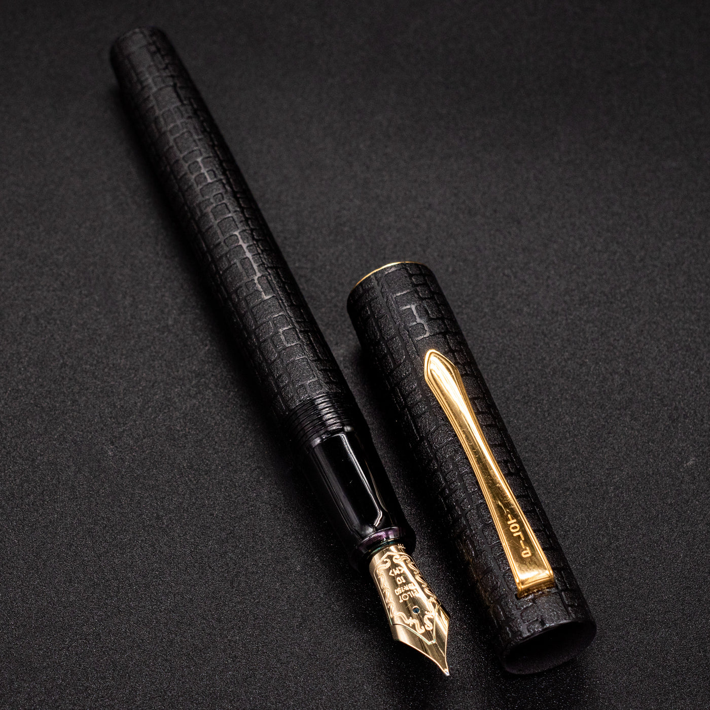 Pilot Ishime Fountain Pen - Black gold trim