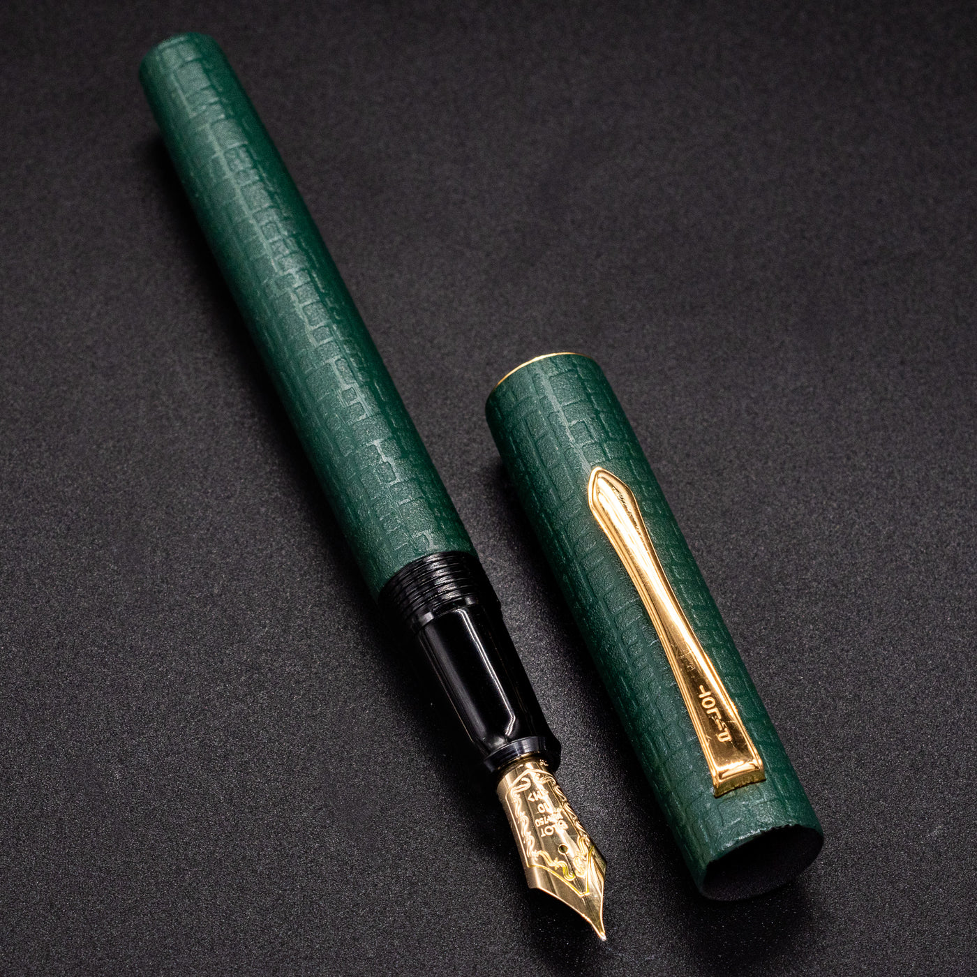 Pilot Ishime Fountain Pen - Hunter Green gold trim