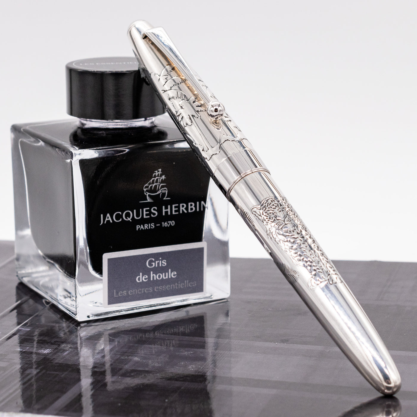 Pilot Sterling Silver Fountain Pen - Jaguar capped