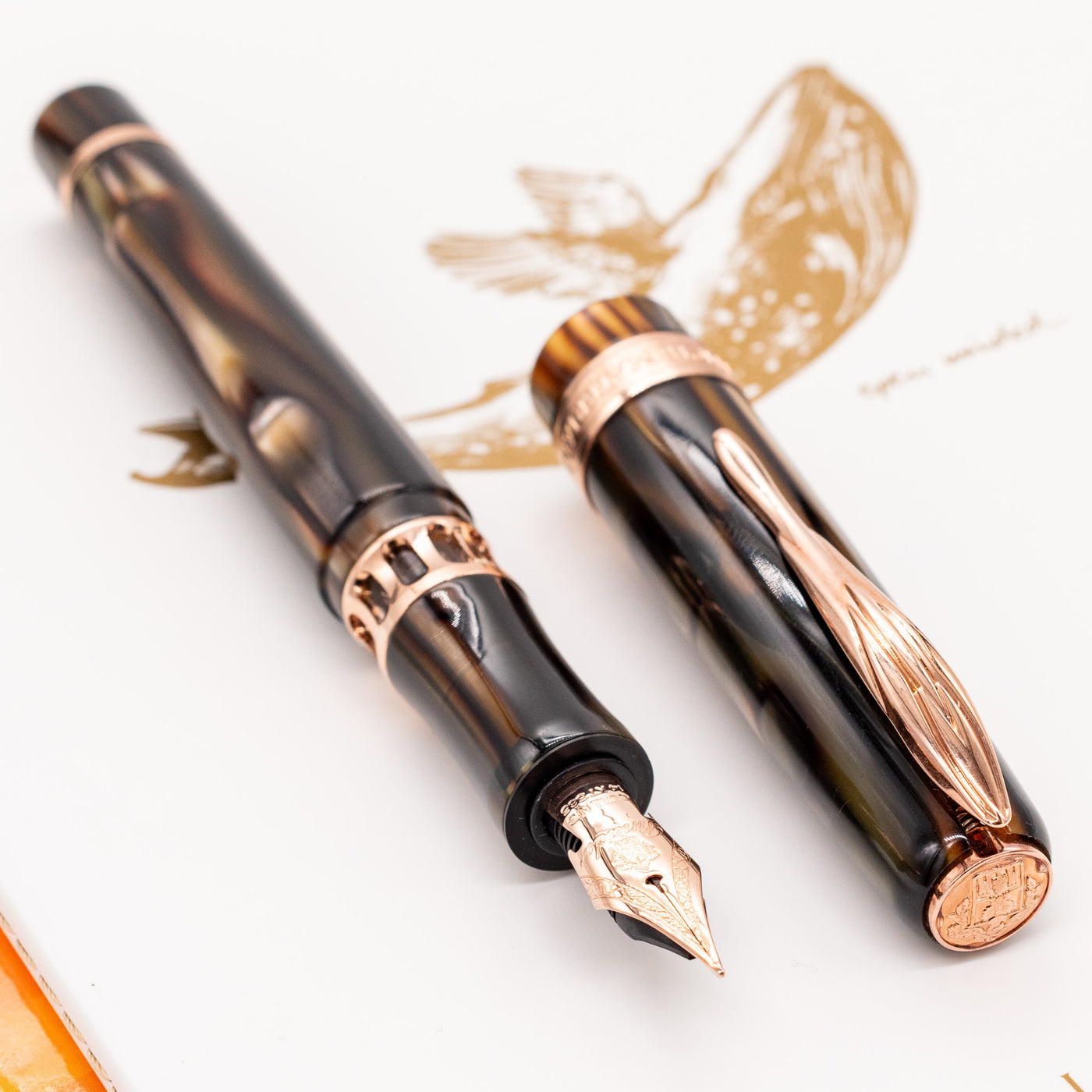 Pineider Antichi Materiali Ruffles Gold Fountain Pen celluloid