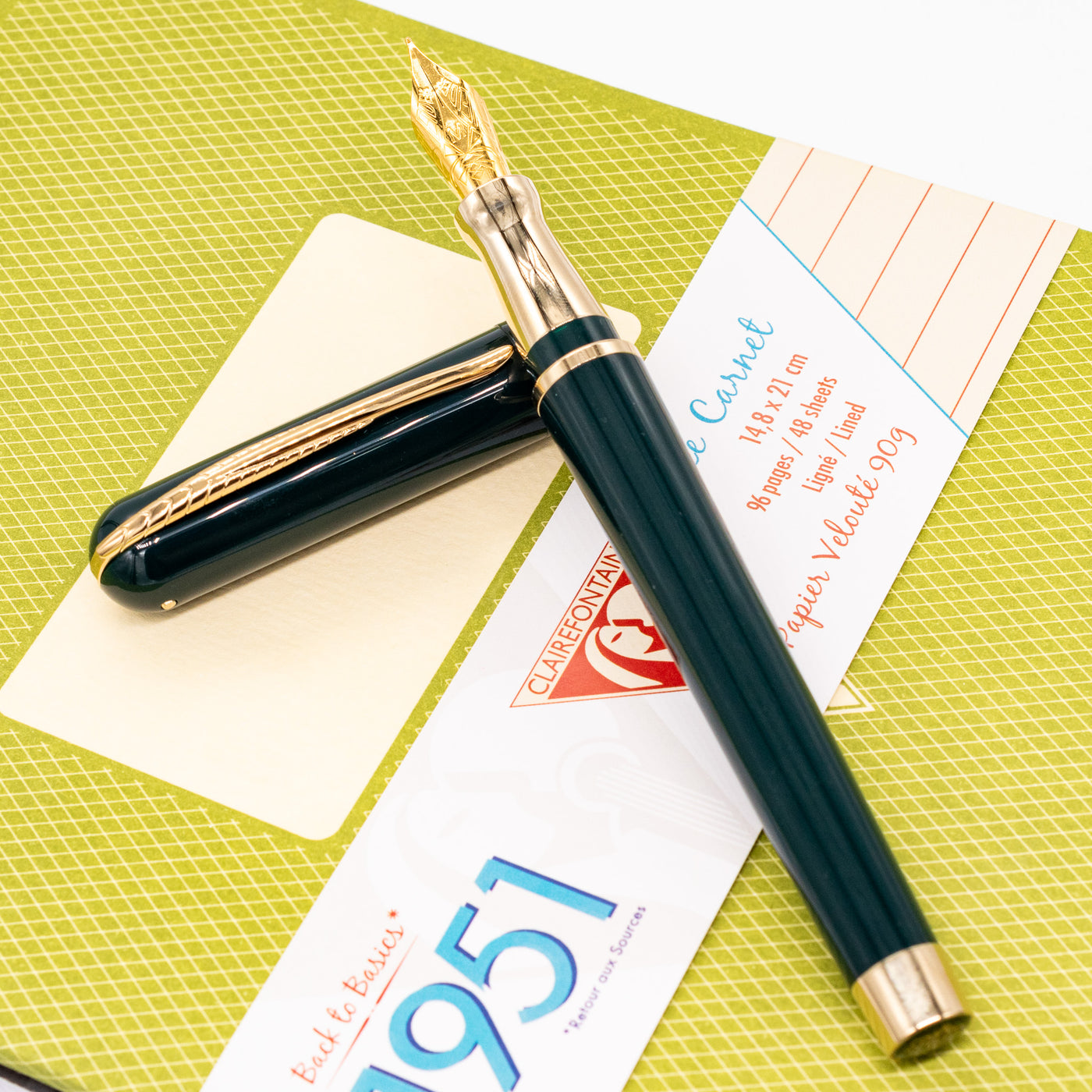 Pineider Avatar 250th Anniversary Green Fountain Pen green