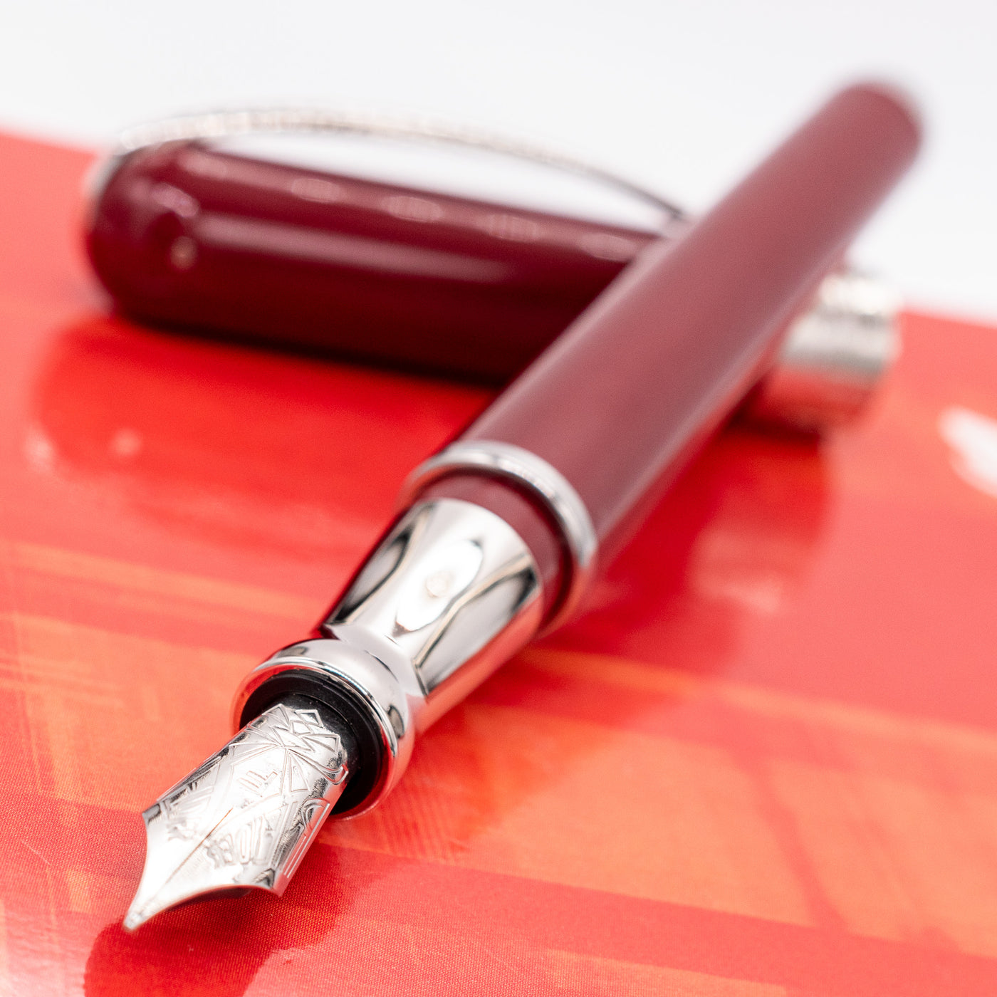 Pineider Avatar Glossy Fountain Pen - Cherry Red Uncapped