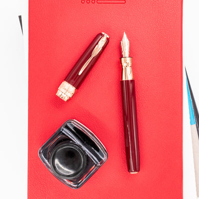 Pineider Classic Fountain Pen - Bordeaux & Rose Gold italian