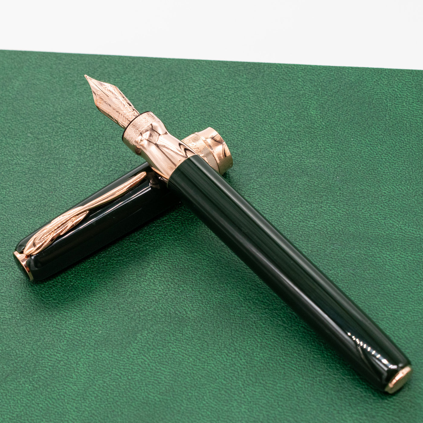 Pineider Classic Fountain Pen - Green & Rose Gold italian