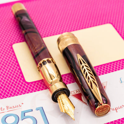 Pineider La Grande Bellezza Rocco Fountain Pen - Wine Red gold trim