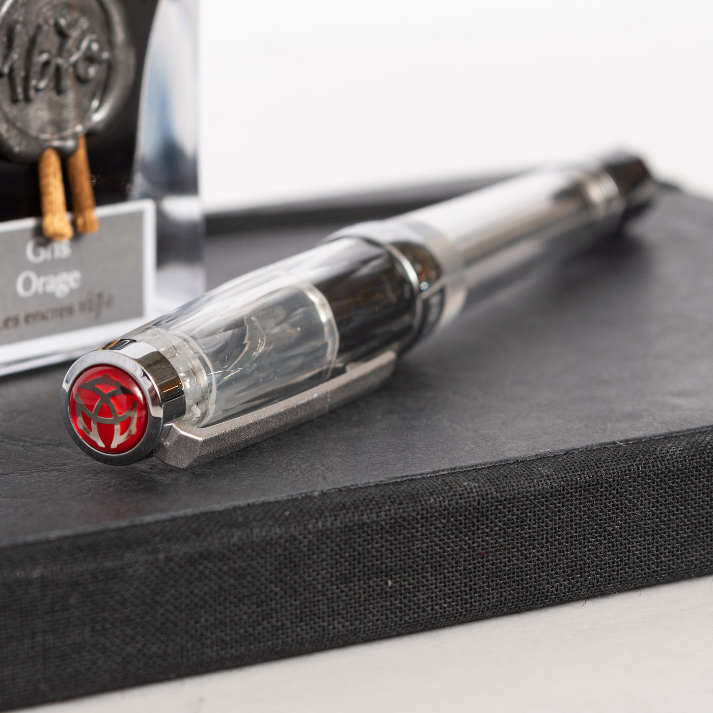 TWSBI Vac700R Clear Fountain Pen cap top