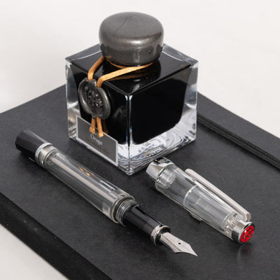 TWSBI Vac700R Clear Fountain Pen preowned