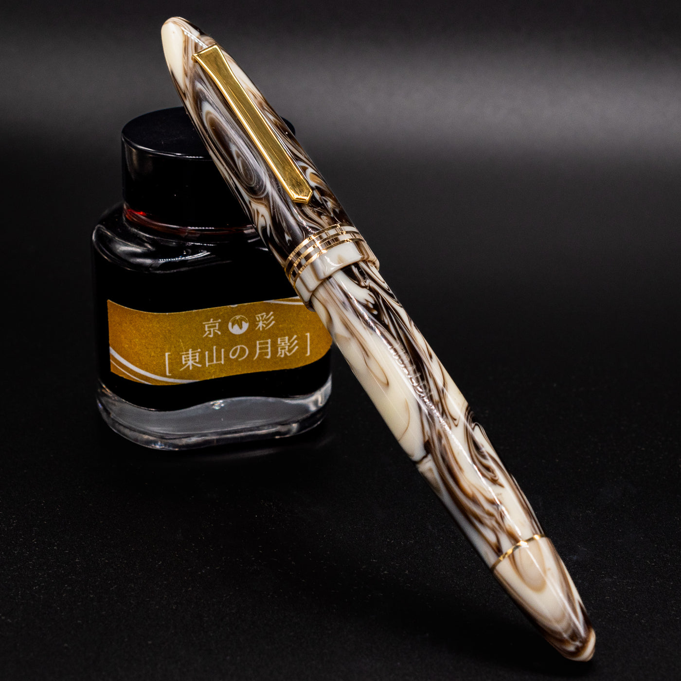 Tibaldi Bononia Fountain Pen - Divine (Limited Edition) capped