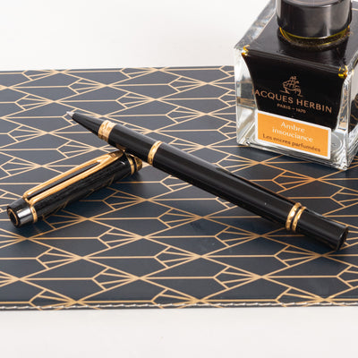 Louis Vuitton Doc Black Lacquer Fountain Pen | Medium Nib