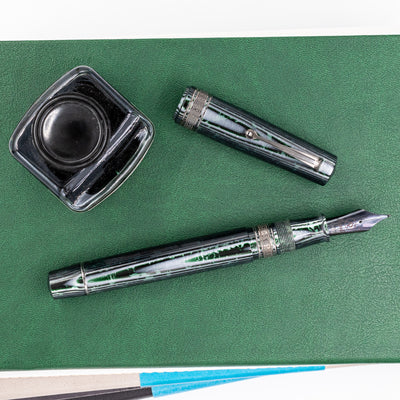 ASC Bologna Extra Arco Verde China Bespoke Fountain Pen chinese wall pattern