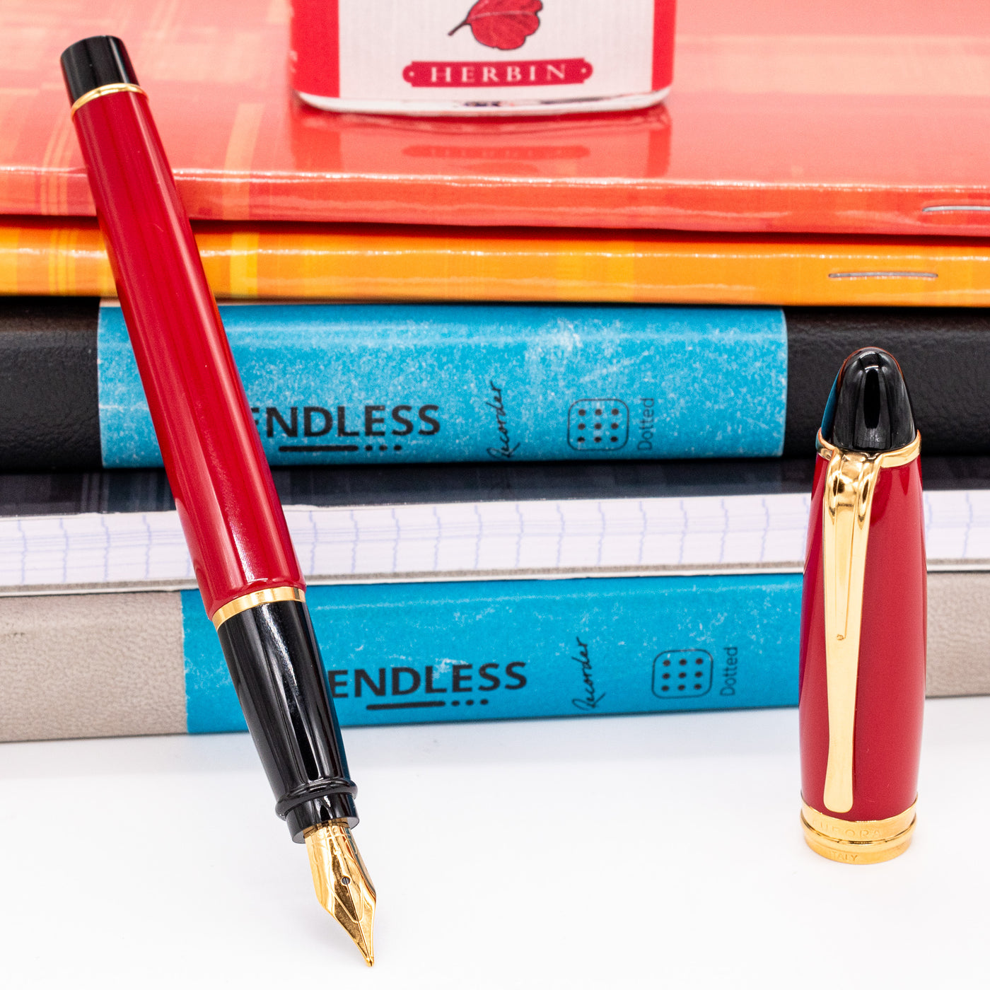 Aurora Ipsilon Resin Fountain Pen - Red