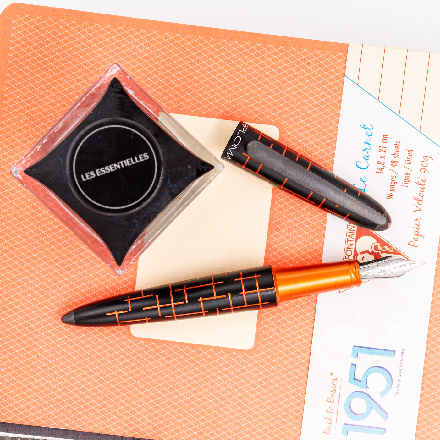 Diplomat Elox Matrix Black & Orange Fountain Pen patterned