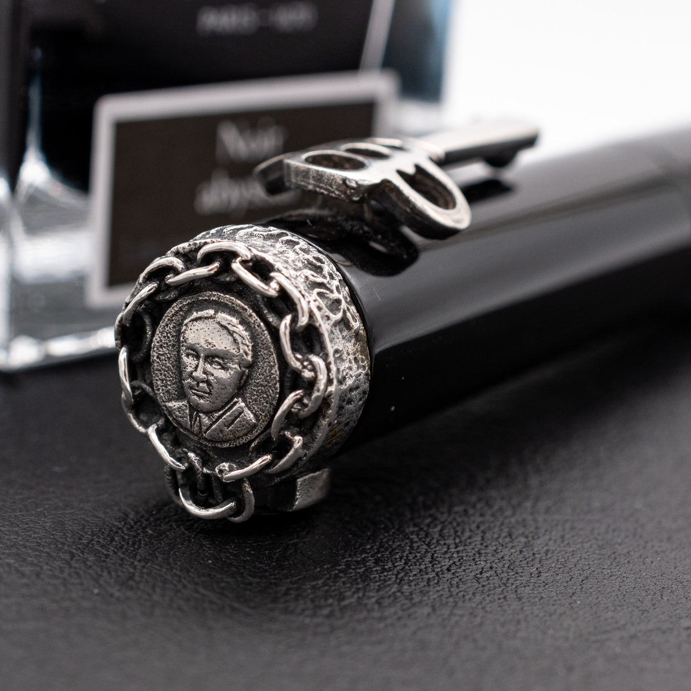 Krone Houdini Limited Edition Fountain Pen portrait