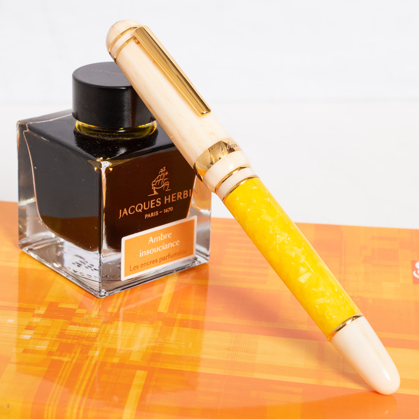 Laban 325 Fountain Pen - Ginkgo capped