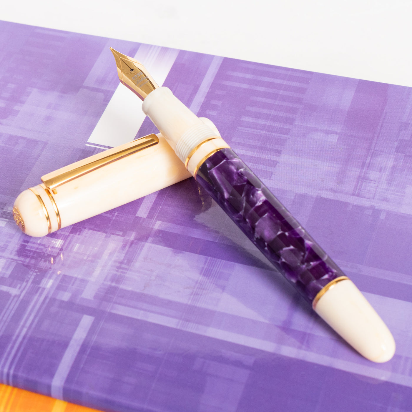 Laban 325 Fountain Pen - Wisteria resin