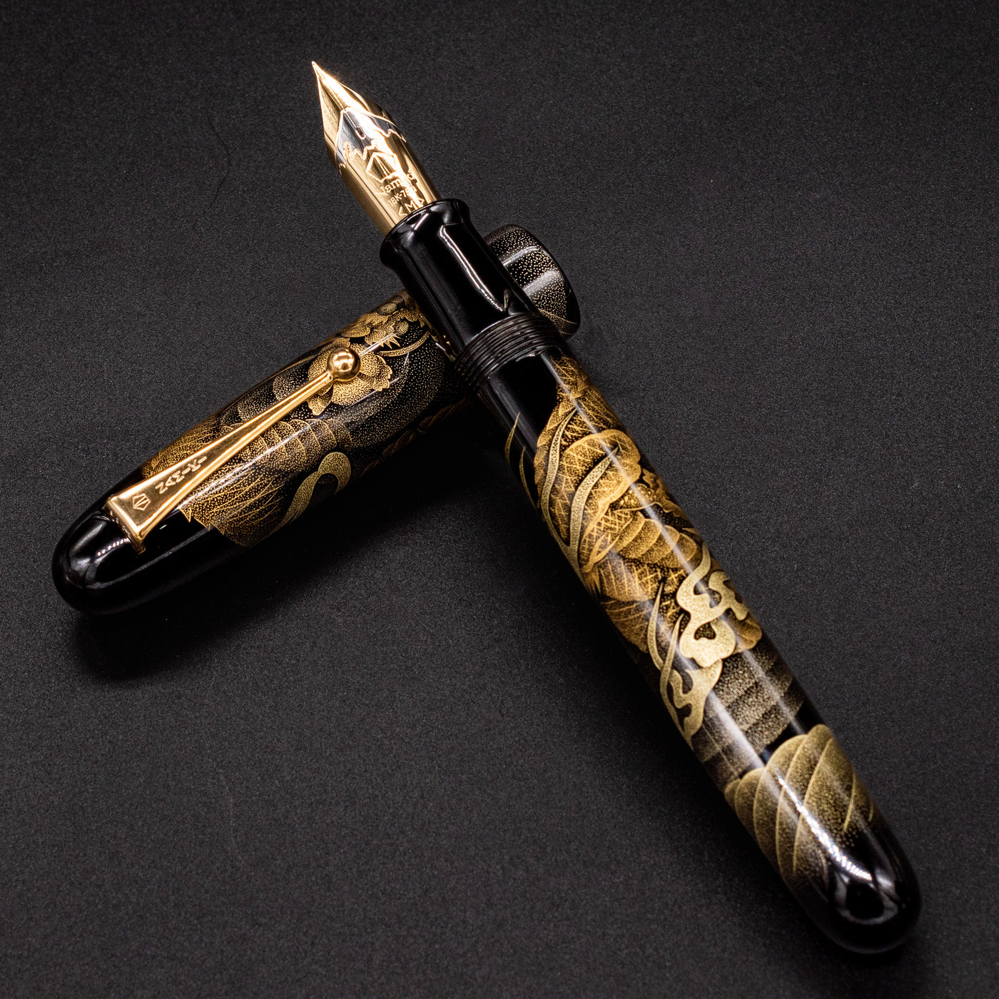 Namiki Chinkin Emperor Dragon Fountain Pen black resin